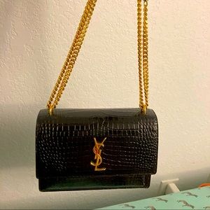 YSL-SUNSET MEDIUM IN CROCODILE SHINY LEATHER